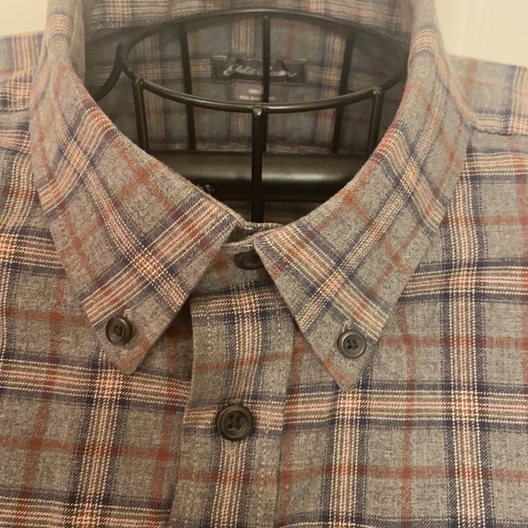 Pre-Owned Eddie Bauer Men’s Size M Button Down LS Shirt Relaxed Fit 100% Cotton - Picture 2 of 9